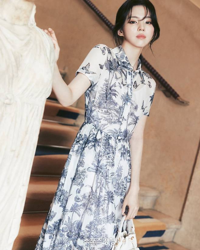 배우 한소희. 디올 제공