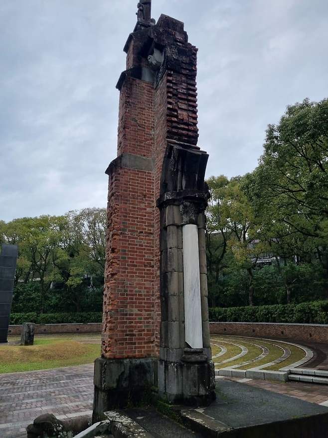 28b9d932da836ff236e685e242867d6537242ac52513335eb15c19333cf2a5a77c2da2