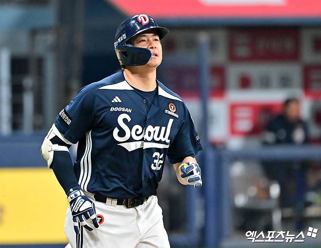 두산 베어스 김재환이 정규시즌 키움 히어로즈전에 출전해 타격 후 아쉬워하고 있다. 엑스포츠뉴스 DB