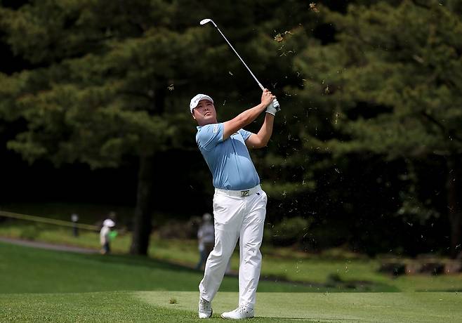 황중곤의 아이언 샷. [KPGA 제공. 재판매 및 DB 금지]