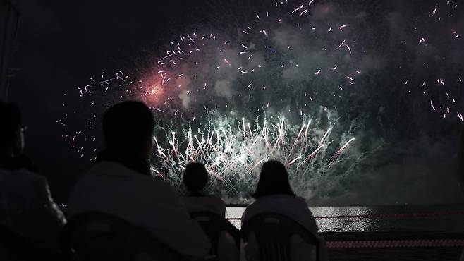‘2024 포항국제불빛축제’ 불꽃쇼. /포항문화재단 제공
