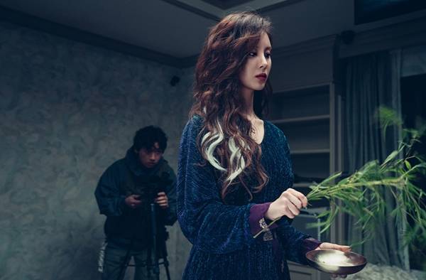 영화 '거룩한 밤: 데몬 헌터스'의 서현./사진=롯데엔터테인먼트