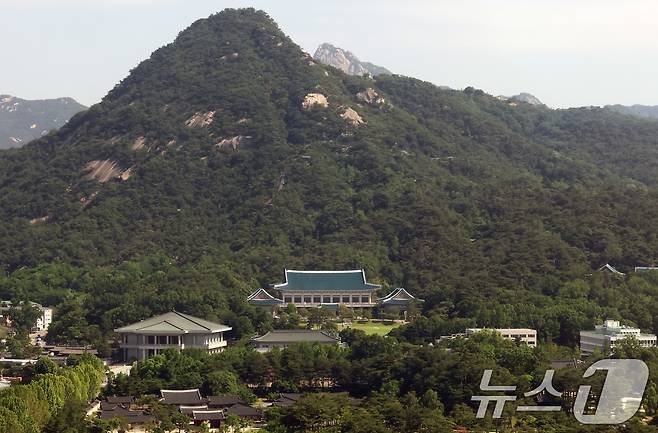청와대가 다시 대통령 집무실로 변경될 예정인 가운데 이재명 제21대 대통령은 당분간 용산 대통령실을 집무실로 사용한다. 2025.6.4/뉴스1 ⓒ News1 임세영 기자