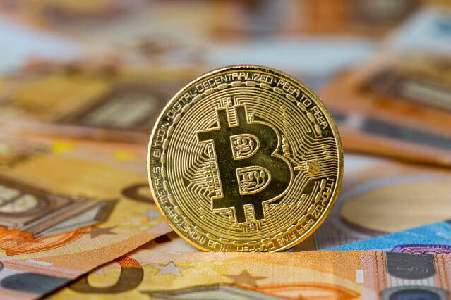 가상자산 현물 ETF 승인 여부에 시선이 모인다(출처=이미지투데이)