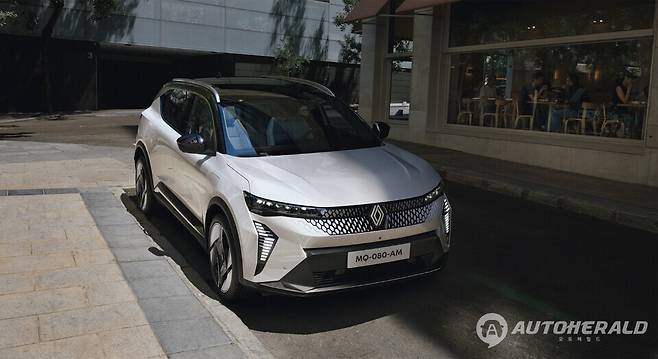 르노코리아가 올 하반기 순수전기차 세닉 E-Tech를 국내 시장에 출시한다(르노)