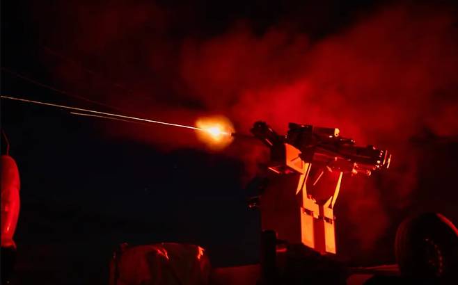 우크라이나가 개발한 인공지능(AI) 기반 자동화 포탑 '스카이 센티넬'. /유나이티드24