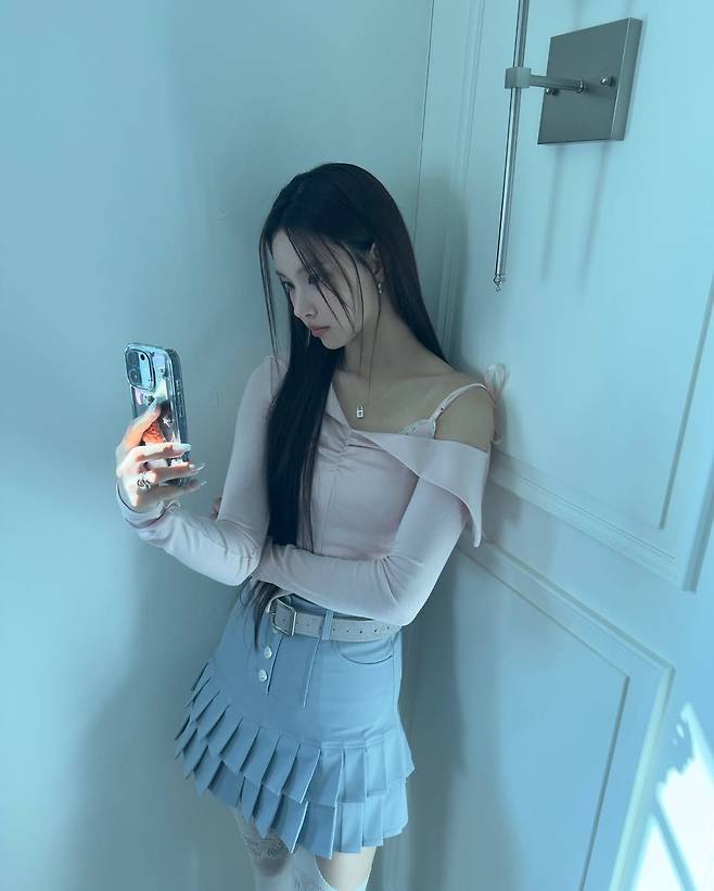 인스타그램 @illit_official