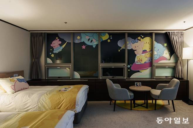 대전시는 대전관광공사, 대전관광협회와 함께 꿈돌이 가족을 앞세워 5개 주제로 체류형 관광 활성화에 나선다고 4일 밝혔다. 사진은 꿈씨 패밀로 꾸민 꿈씨호텔 모습. 대전관광공사 제공.