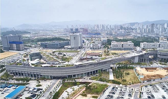 세종청사 전경. 행정중심복합도시건설청 홈페이지