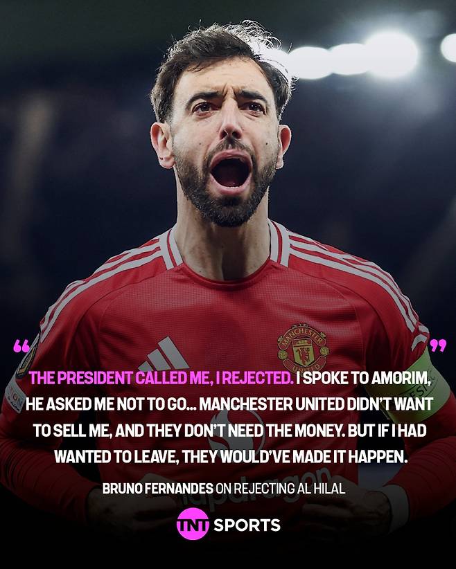 최근 포르투갈 대표팀 소집 기자회견 중 알 힐랄의 제안을 거절했다고 밝힌 페르난데스. 사진=TNT SNS