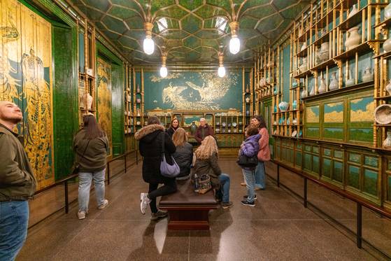 The Peacock Room at the National Museum of Asian Art [NATIONAL MUSEUM OF ASIAN ART]