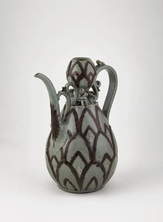 A 13th-century ewer similar to one owned by the Leeum Museum of Art, except this one doesn't have a lid [NATIONAL MUSEUM OF ASIAN ART]
