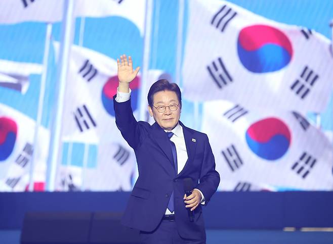 Pictured is President-elect Lee Jae-myung on April 27, after being nominated as the party’s presidential candidate. [YONHAP]