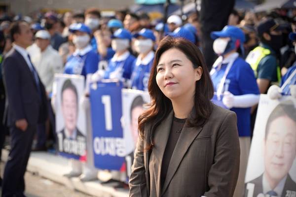 ▲ 강유정 더불어민주당 의원이 이재명 정부 첫 대통령실 대변인으로 임명됐다. 사진=강유정 페이스북