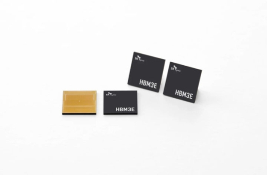 SK하이닉스 HBM3E 제품 사진. (출처=SK하이닉스 제공)