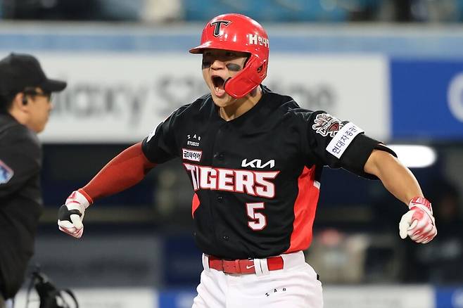 ▲ 지난해 리그 최우수선수에 빛나는 김도영은 부상 없을 때의 성적은 여전히 톱클래스를 자랑했다 ⓒKIA타이거즈