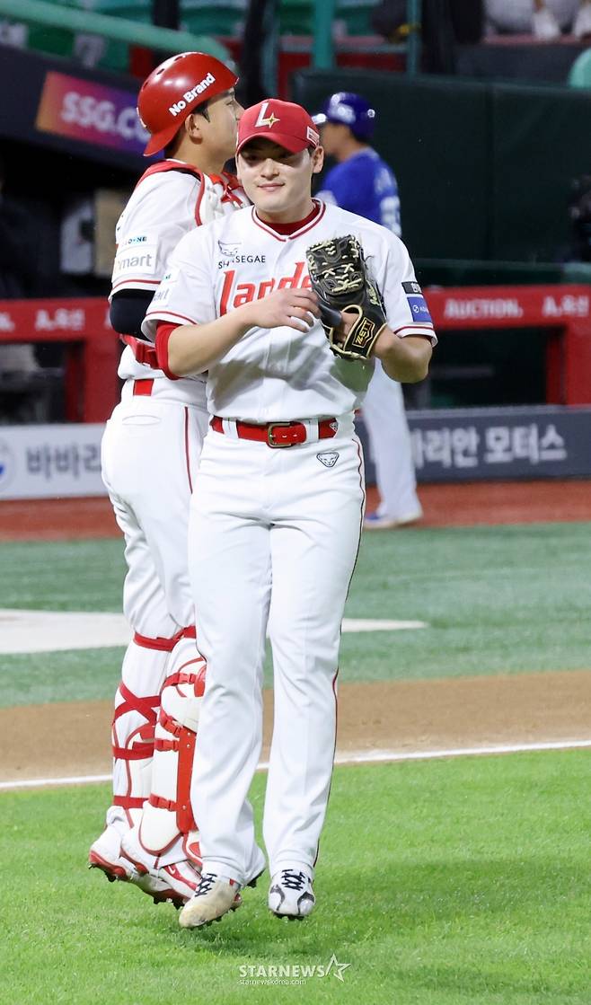 [포토]'조형우와 세리머니 펼치는 조병현