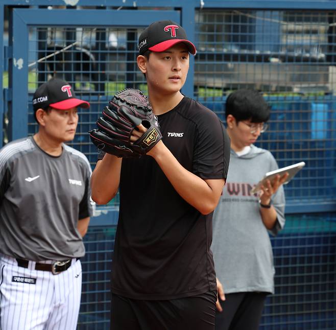 허용주. 구단 제공