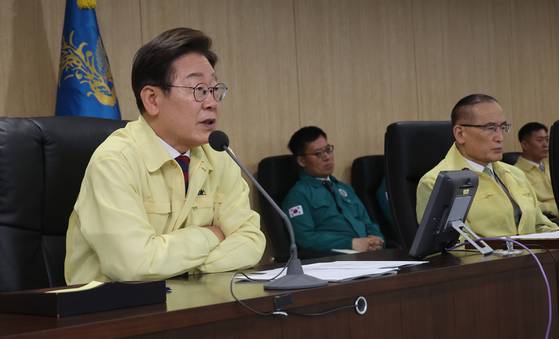 이재명 대통령이 5일 서울 용산 대통령실에서 안전치안점검회의를 하고 있다. 연합뉴스