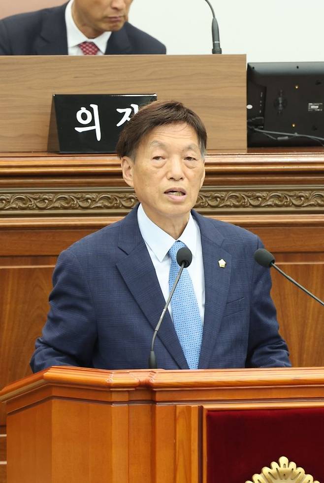 [창원=뉴시스] 강경국 기자 = 김경희 경남 창원시의원이 5일 제144회 정례회 제1차 본회의에서 5분 발언을 하고 있다. (사진=창원시의회 제공). 2025.06.05. photo@newsis.com *재판매 및 DB 금지