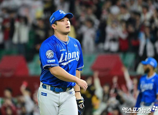 삼성 라이온즈 우완 최원태가  4일 인천 SSG랜더스필드에서 열린 2025 신한 SOL Bank KBO리그 SSG 랜더스와의 팀 간 8차전에 선발등판, 5⅓이닝 7피안타 1볼넷 6탈삼진 4실점으로 패전투수가 됐다. 사진 엑스포츠뉴스 DB