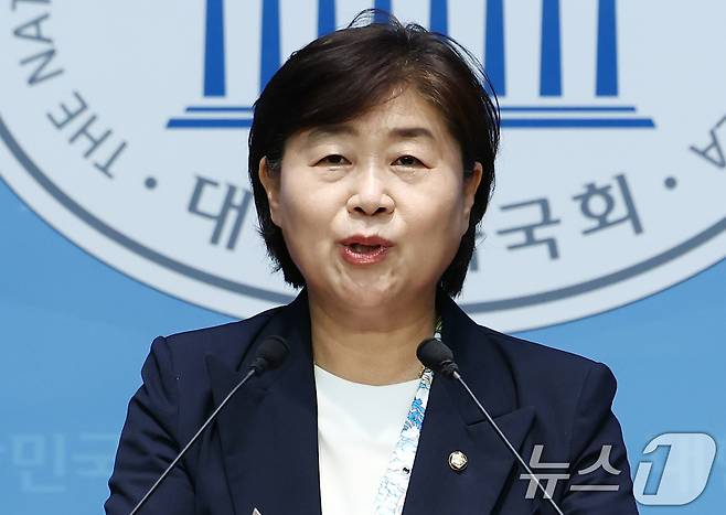 서영교 더불어민주당 의원이 지난 5일 서울 여의도 국회 소통관에서 제22대 국회 제2기 민주당 원내대표 출마를 선언하고 있다. 2025.6.5/뉴스1 ⓒ News1 김민지 기자