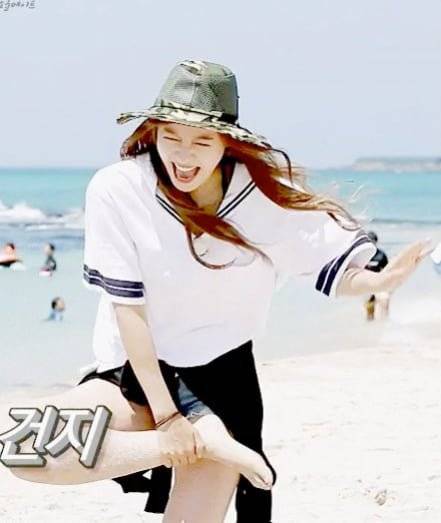 Internet_20250606_080428_12.jpeg 여돌 팬아트 .jpg