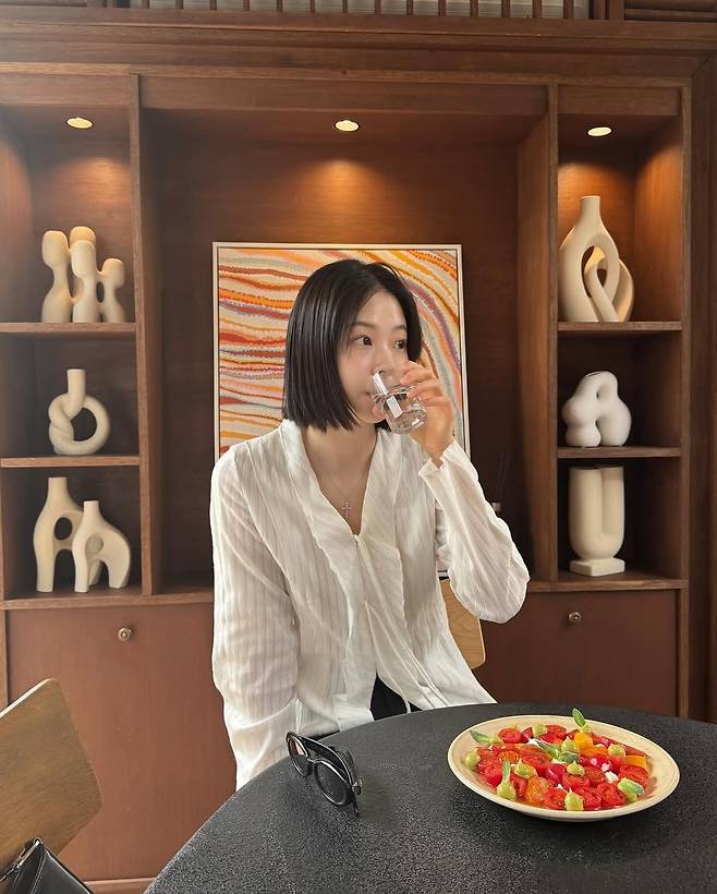 모두 행운이 넘치는 5월이 되주세요 !🫧☔️🫟🍀🫧 (3)_20250606_104110_017.jpg 매력적인 페이스의 배우 서은수