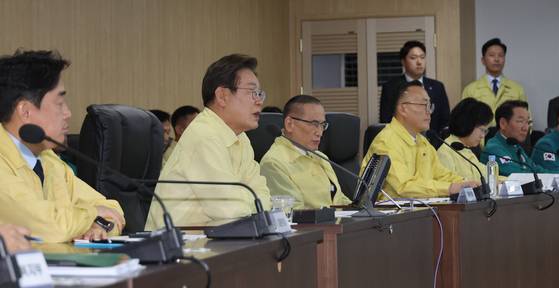 이재명 대통령이 5일 서울 용산 대통령실에서 안전치안점검회의를 하고 있다. 대통령실사진기자단