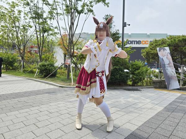 - 1주년 의상이 잘 어울리는 사토노 다이아몬드