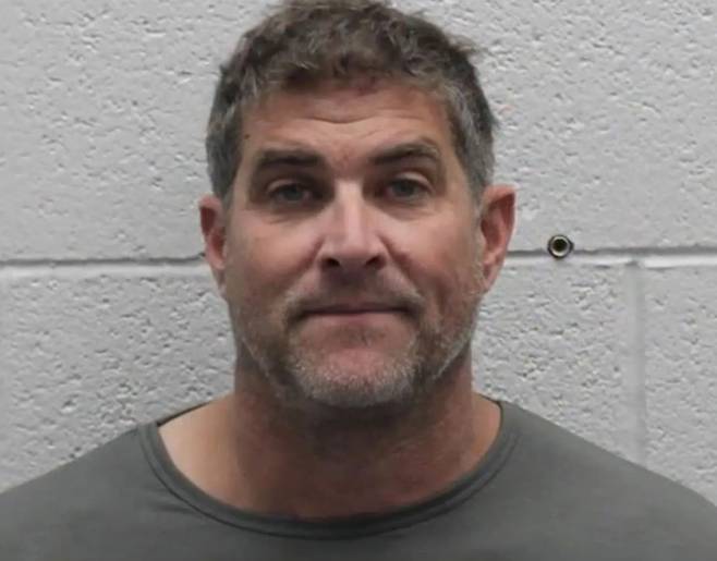 (세라피니의 체포 당시 머그샷)