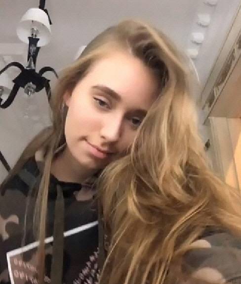 푸틴의 딸로 알려진 엘리자베타 크리보노기흐. [더타임스 엑스 계정]