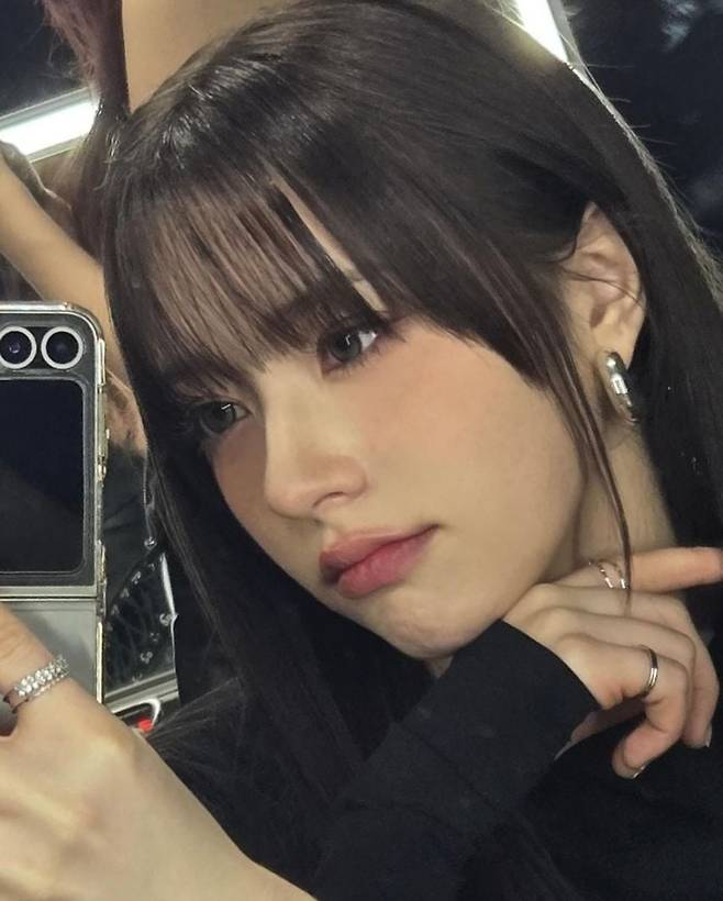 Internet_20250607_134735_3.jpeg 코로 사과도 깎겠다는 소리듣는 아이돌