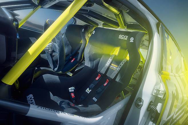 오펠 '모카 GSE 랠리' 프로토타입 공개