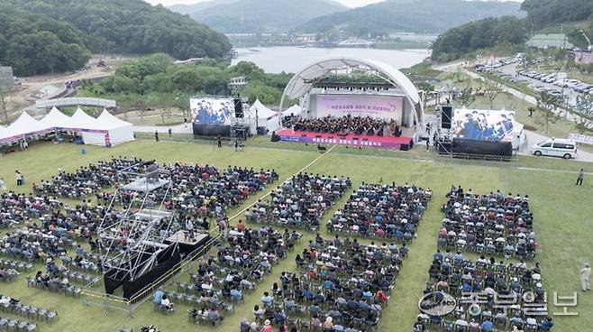 7일 개장한 백운호수공원은 수도권과 의왕지역사회의 새로운 명소로 자리 잡을 전망이다. 김명철기자