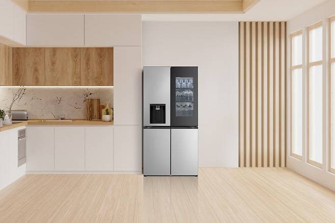 LG전자가 출시한 ‘LG 디오스 AI 오브제컬렉션 스템(STEM) 얼음정수 냉장고’. (사진=LG전자)