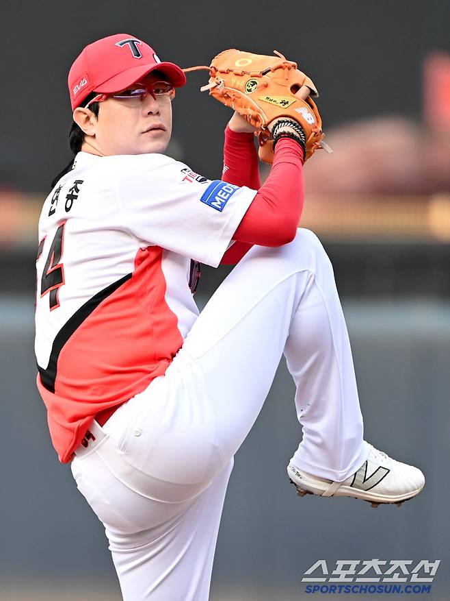 8일 광주 KIA챔피언스필드에서 열린 한화와 KIA의 경기, KIA 선발투수 양현종이 역투하고 있다. 광주=허상욱 기자wook@sportschosun.com/2025.06.08/