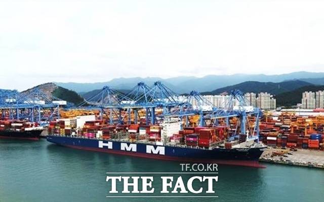 HMM 육상노조는 지난 4일 입장문을 통해 "유세에서 공론화됐던 HMM 본사 부산 이전 추진과 관련해 경영 효율성과 조직 안정성, 임직원 삶에 중대한 영향을 미치는 사안"이라고 밝혔다. /HMM