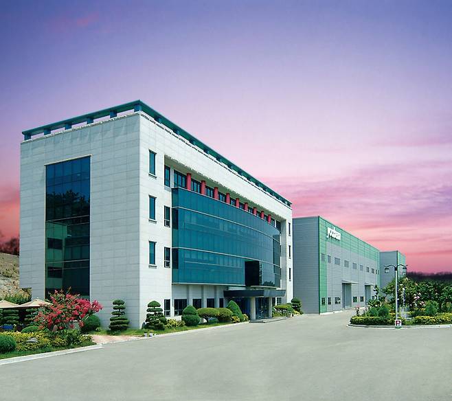 와이씨켐 본사 사옥 전경