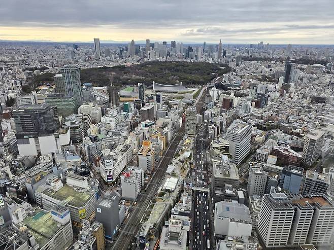 일본 도쿄 시부야스카이에서 찍은 전망대 풍경 사진