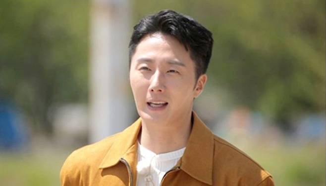 [서울=뉴시스] 8일 오후 7시50분 방송되는 TV조선 '식객 허영만의 백반기행'에서 배우 정일우가 게스트로 출연한다.  (사진=TV조선 '식객 허영만의 백반기행' 제공) 2025.06.08. photo@newsis.com *재판매 및 DB 금지