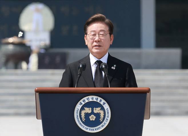 이재명 대통령이 지난 6일 서울 동작구 국립서울현충원에서 열린 70회 현충일 추념식에서 추념사를 하고 있다. (사진=연합뉴스)