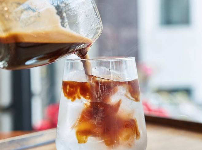 한국 사람들이 가장 즐겨 마시는 음료는 아메리카노를 비롯한 무가당 커피인 것으로 나타났다. [사진=게티이미지뱅크]