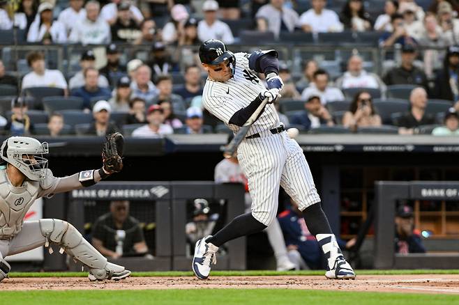 애런 저지가 1회말 우월 투런포를 쏘아올리고 있다. Imagn Images연합뉴스