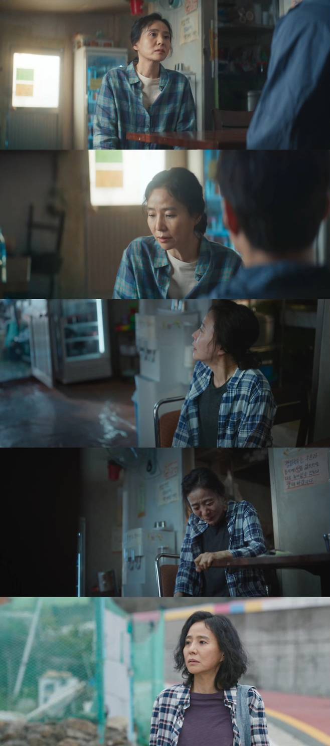 ‘굿보이’ 서정연, 아들 죽음 마주한 엄마 정미자役... 강렬 존재감 (제공: JTBC ‘굿보이’ 방송 화면 캡처)
