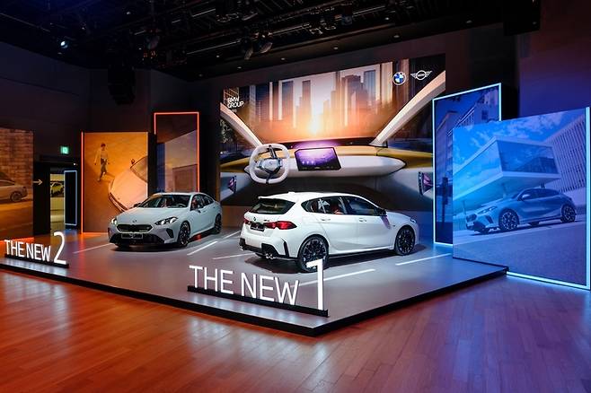 BMW코리아 뉴 2시리즈(왼쪽)와 뉴 1시리즈