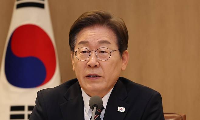 이재명 대통령이 9일 오전 서울 용산 대통령실에서 열린 2차 비상경제점검태스크포스(TF) 회의에 모두발언을 하고 있다. 대통령실사진기자단 한겨레 김태형