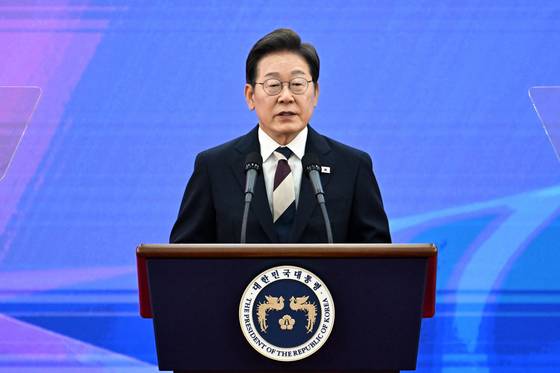 이재명 대통령이 지난 4일 서울 여의도 국회 로텐더홀에서 열린 제21대 대통령 취임선서에서 취임사를 하고 있다. 국회사진기자단