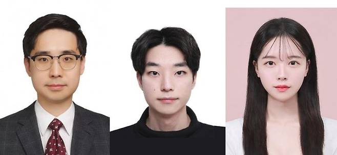 경희대 의과대학 연동건 교수(왼쪽 첫 번째), 황승하 연구원(왼쪽 두 번째), 박서영 연구원. (사진=경희대 제공) *재판매 및 DB 금지