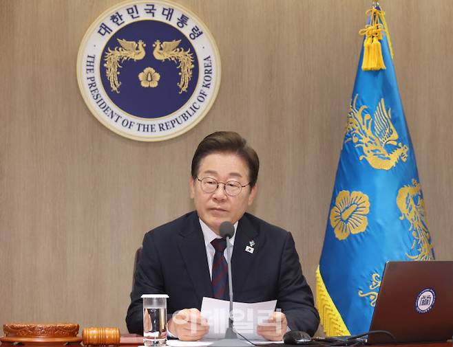 이재명 대통령이 10일 서울 용산 대통령실에서 열린 국무회의에서 발언하고 있다. (사진=대통령실통신사진기자단)